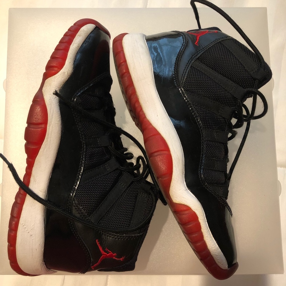 Bred 11s